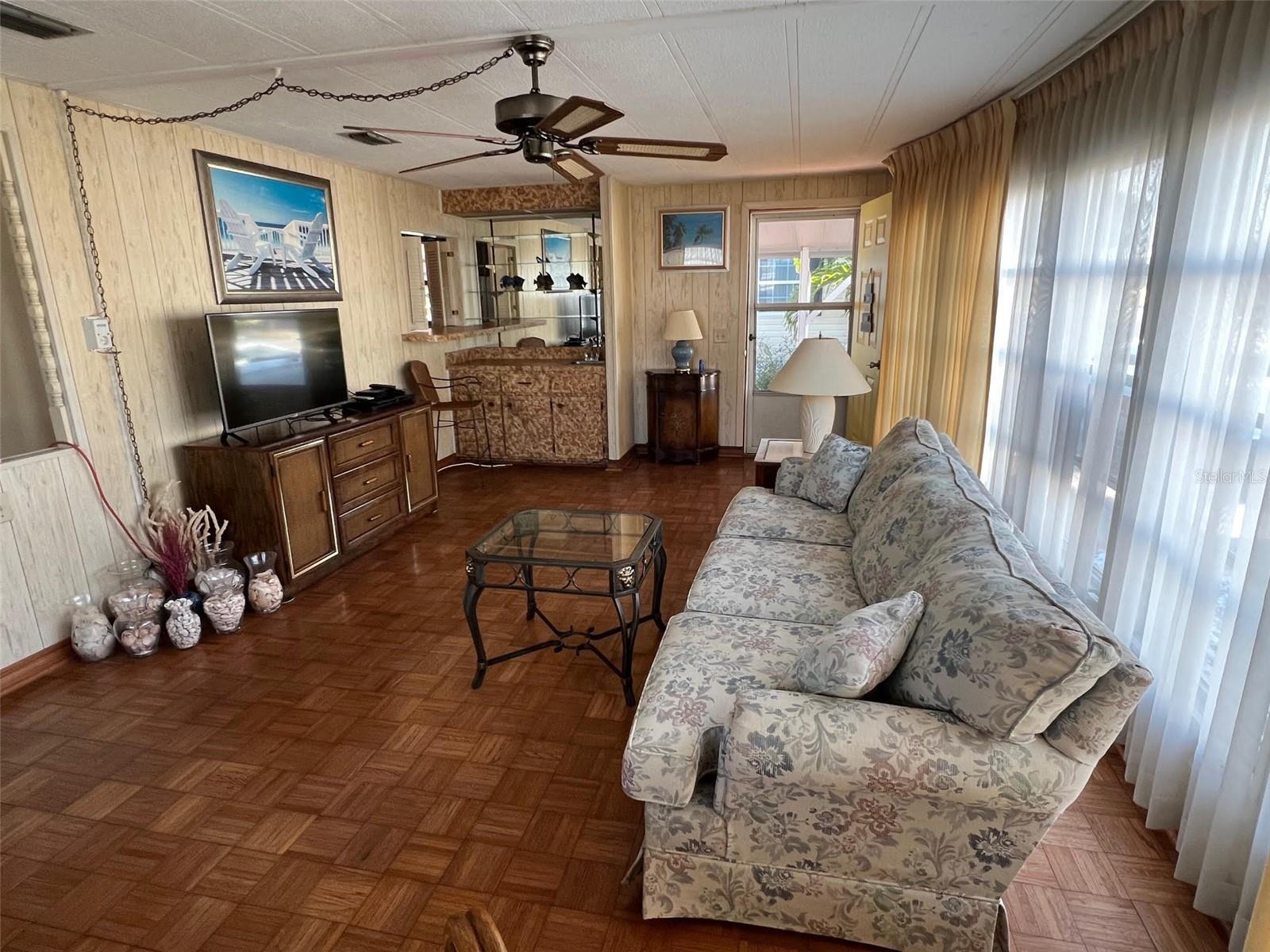 PALM HILL MOBILE HOME PARK UNREC - Residential