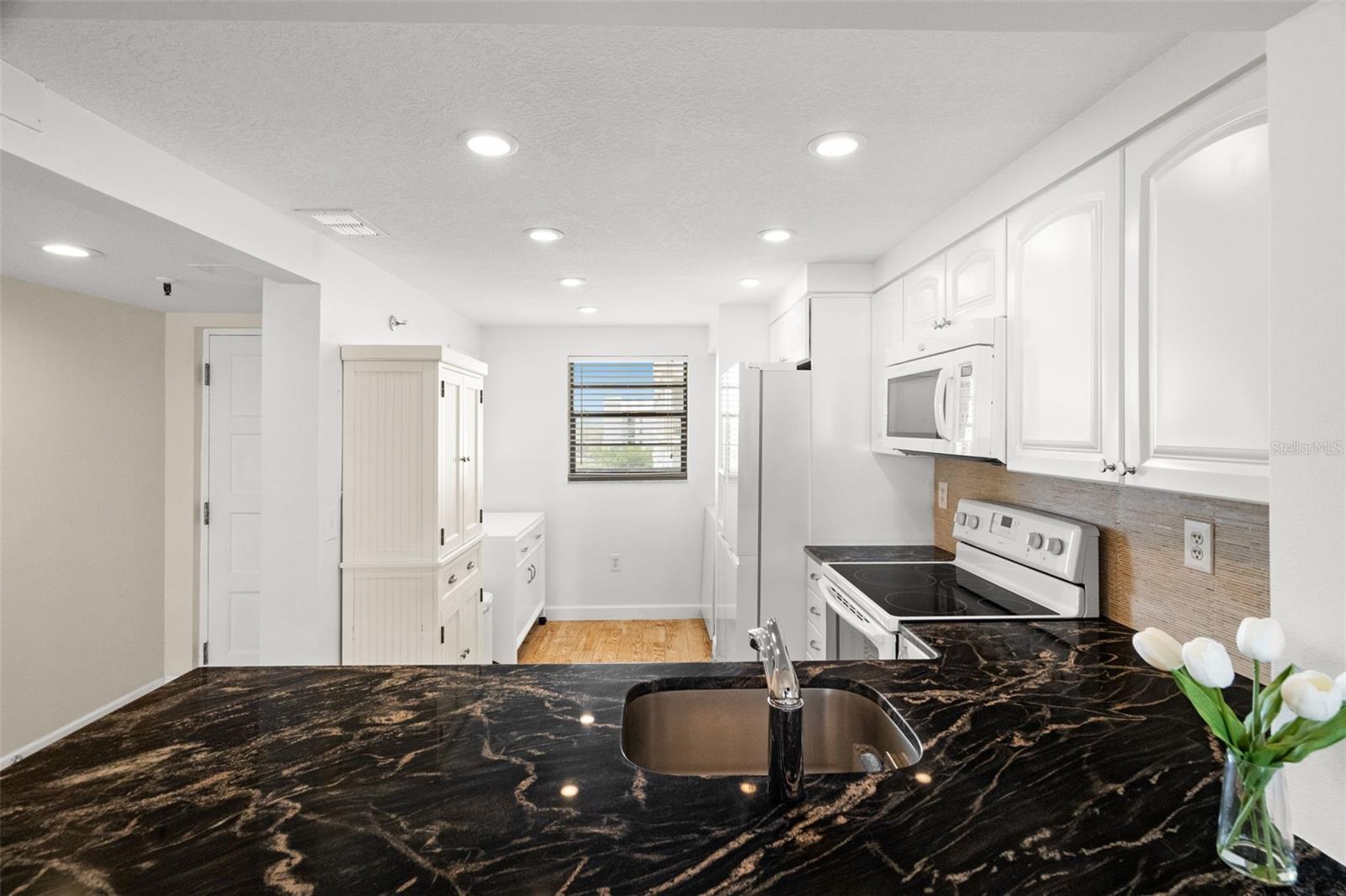 GOLDEN SHORES CONDO - Residential