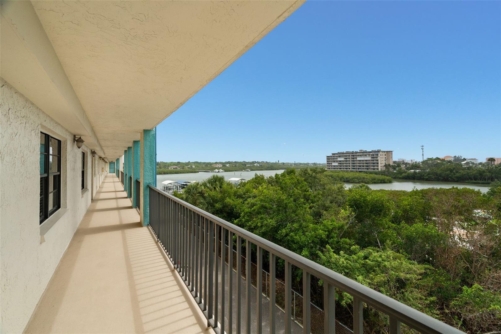 GOLDEN SHORES CONDO - Residential