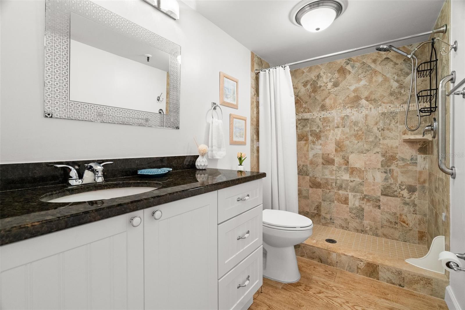 GOLDEN SHORES CONDO - Residential