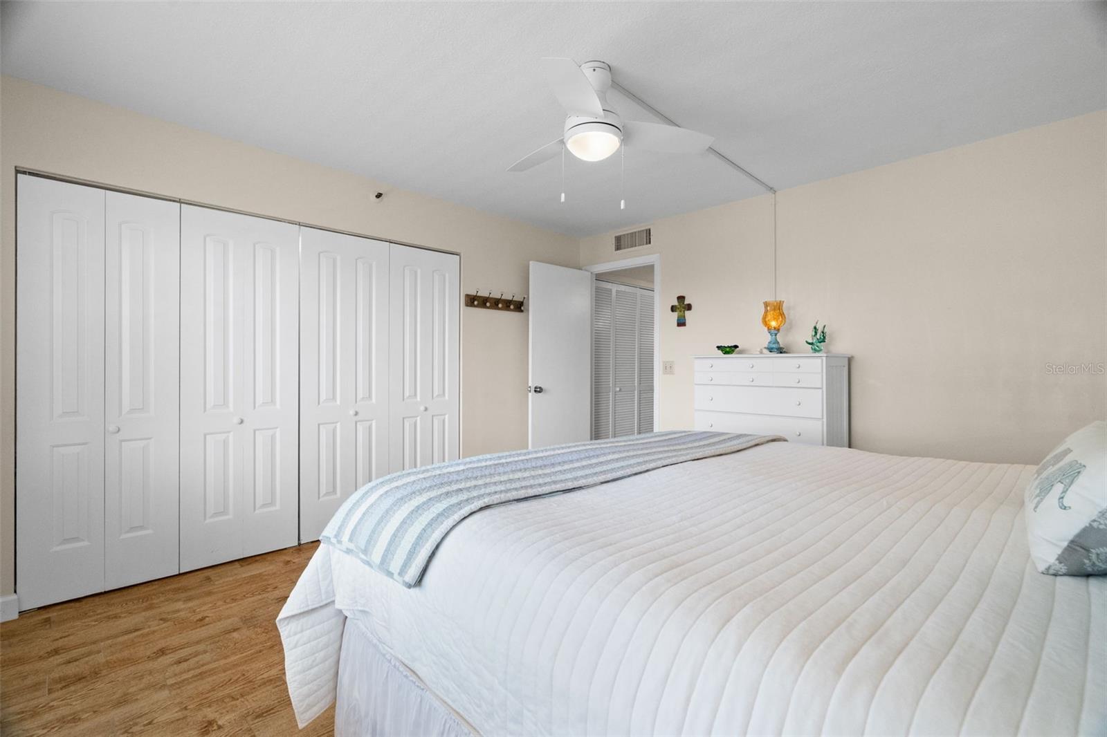 GOLDEN SHORES CONDO - Residential