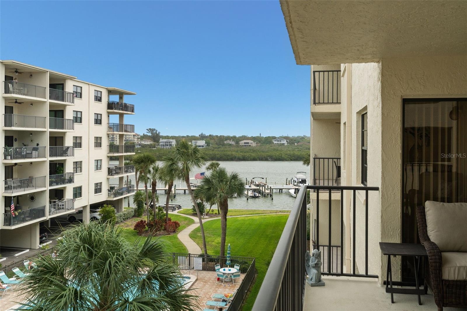 GOLDEN SHORES CONDO - Residential