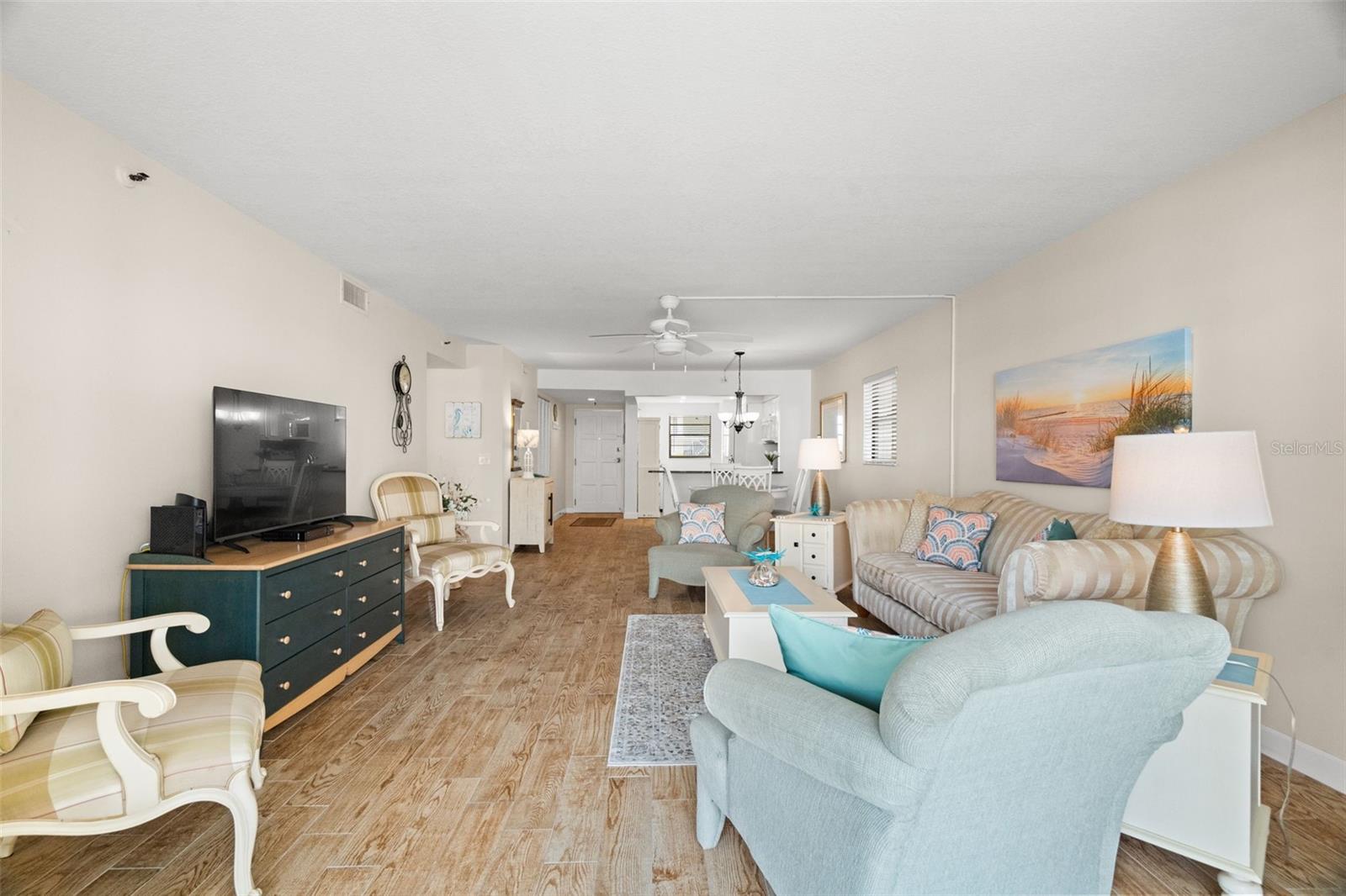 GOLDEN SHORES CONDO - Residential