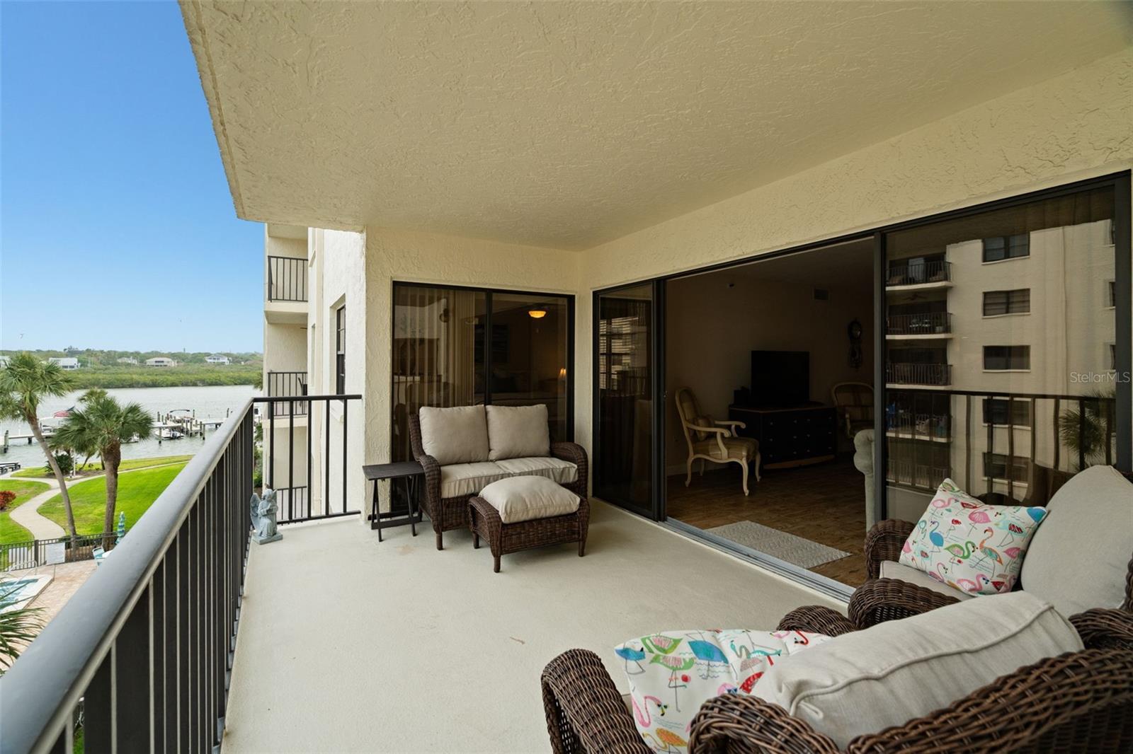 GOLDEN SHORES CONDO - Residential