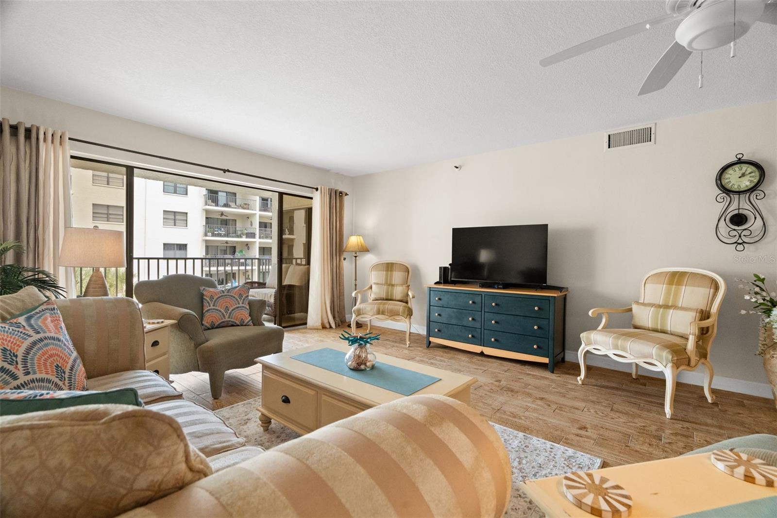 GOLDEN SHORES CONDO - Residential