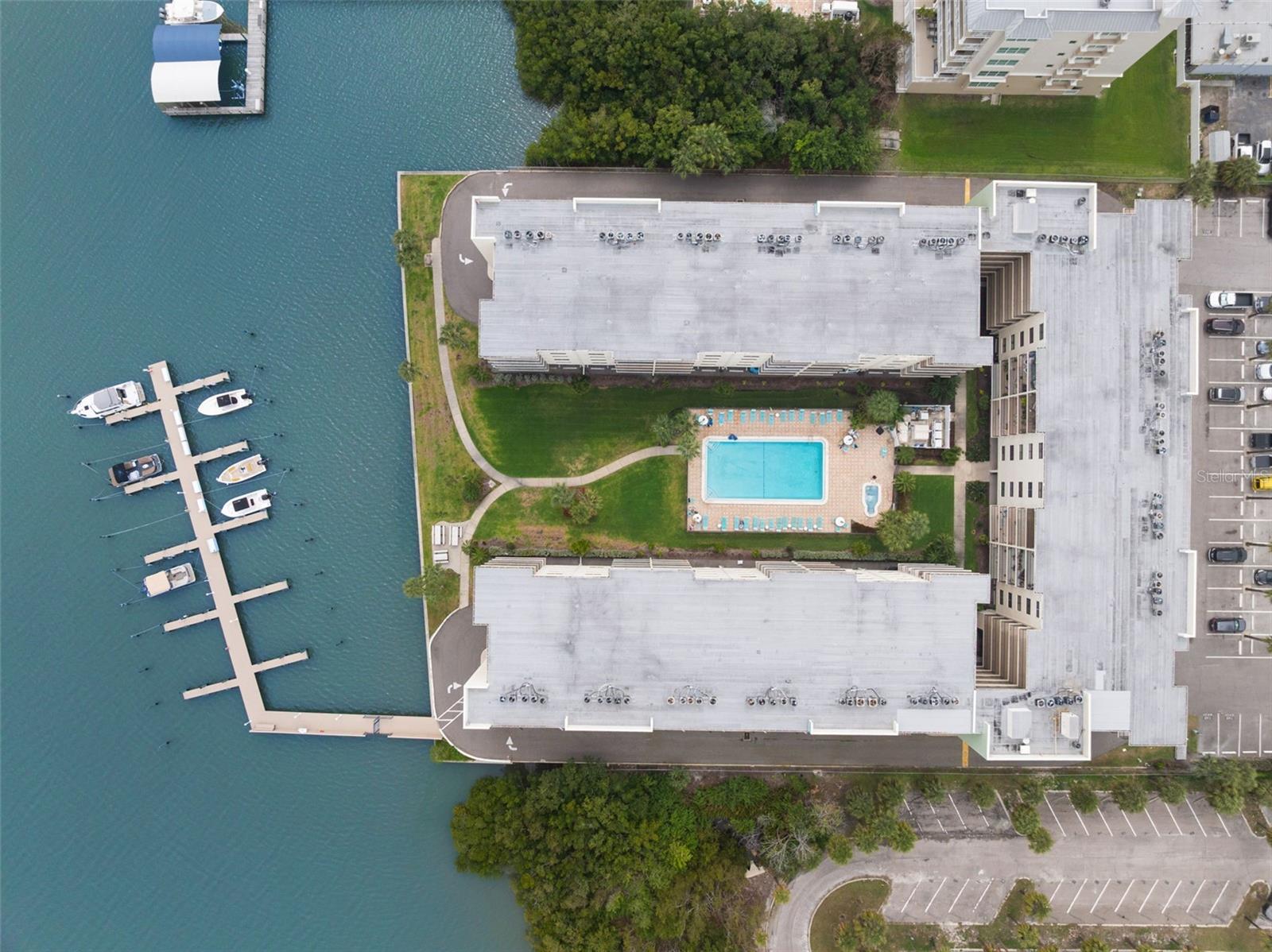 GOLDEN SHORES CONDO - Residential