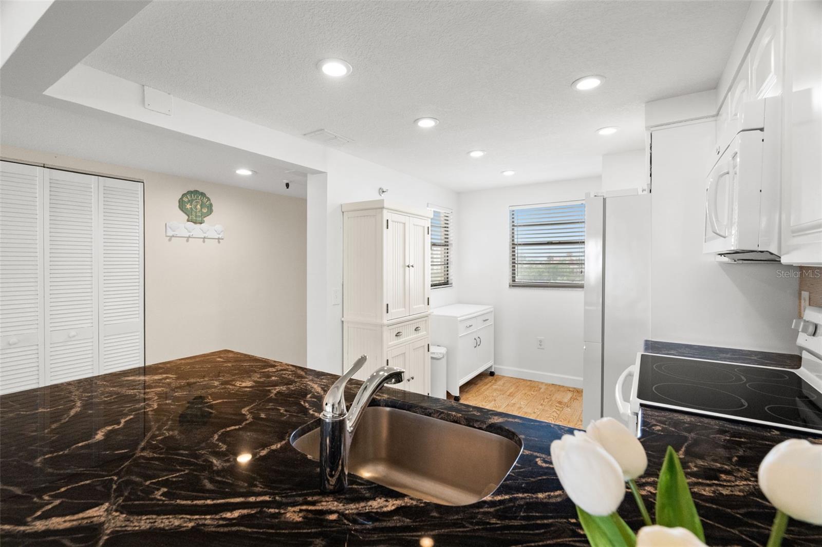 GOLDEN SHORES CONDO - Residential