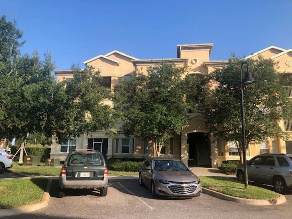 Photo of 120 Terrace Ridge Circle #120, Davenport, FL 33896 (MLS # O6310078)