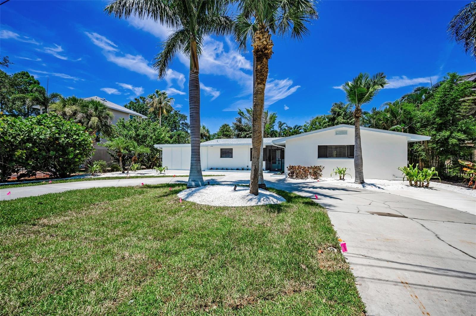 112 PETERSON LANE