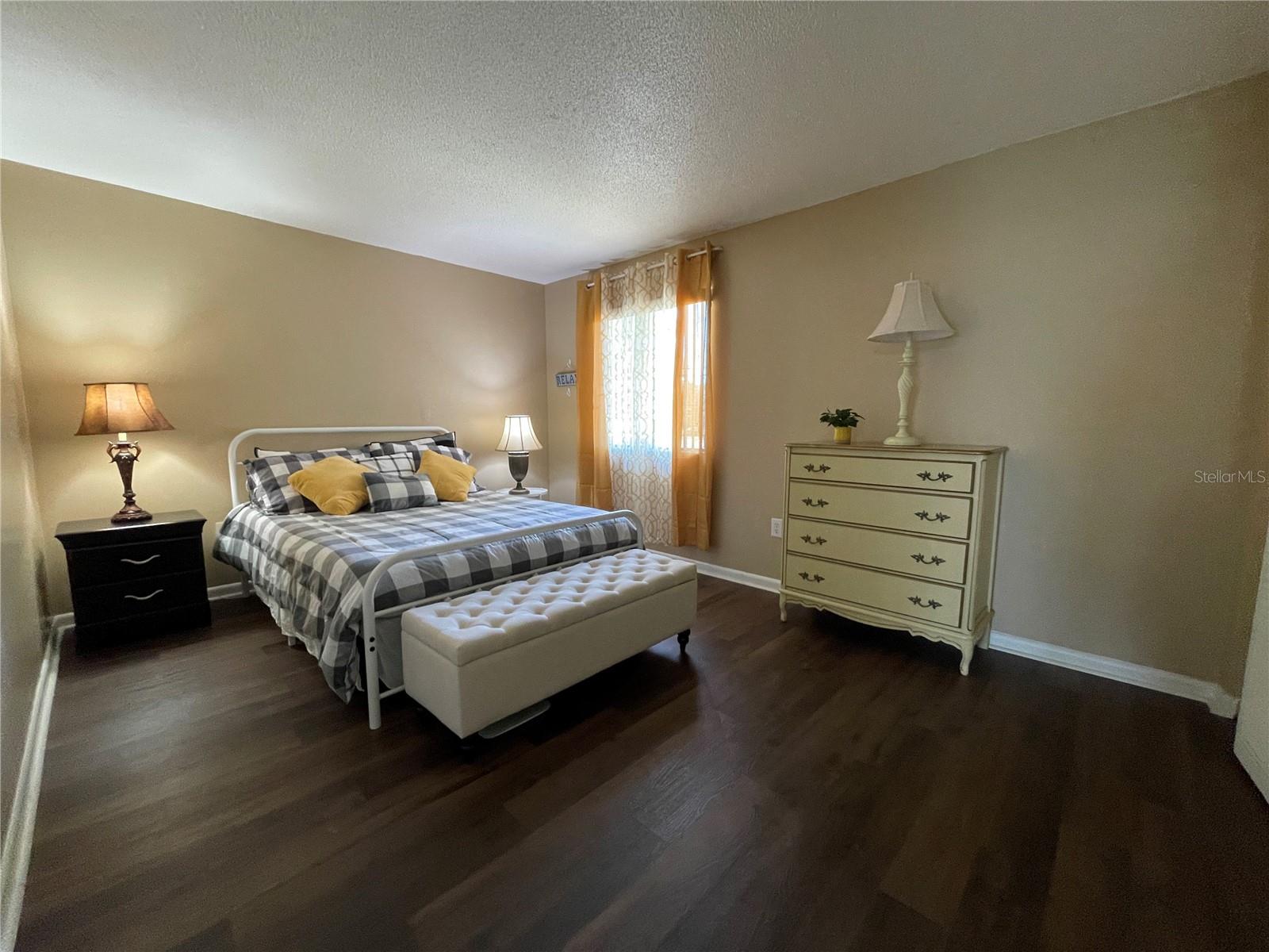 FAIRWAYS/SILVER SPGS SHRS CONDO - Residential