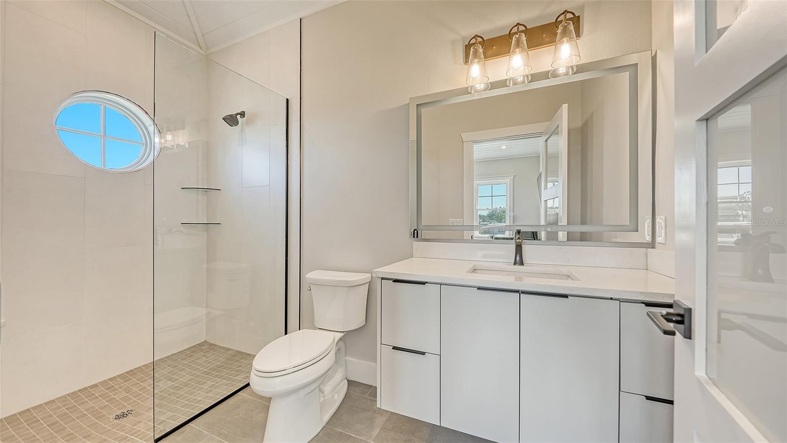 PALMA SOLA GRANDE - Residential