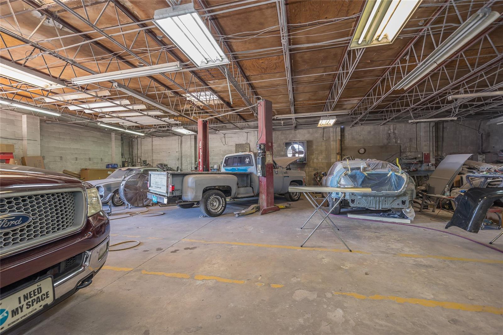 PARK ADD - Commercial Sale