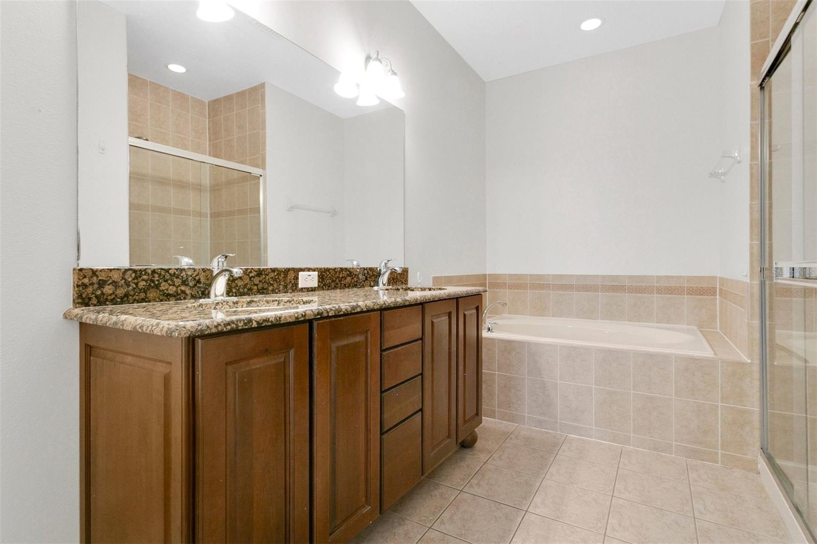 BALDWIN PARK UNIT 2 REP 1 - Residential Lease