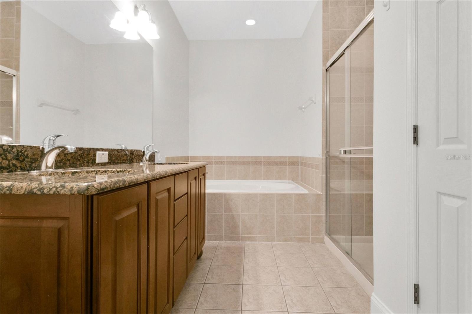 BALDWIN PARK UNIT 2 REP 1 - Residential Lease