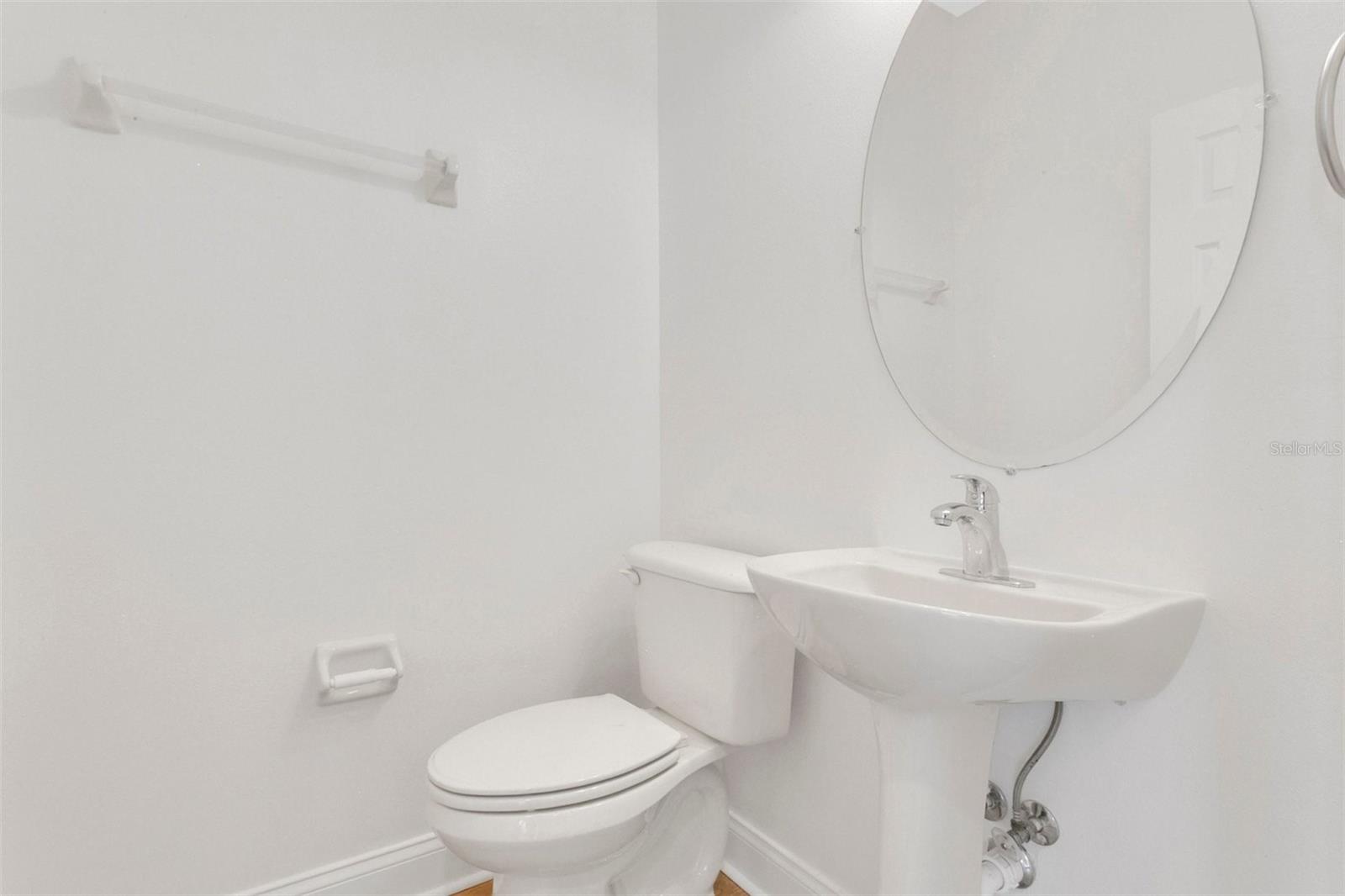 BALDWIN PARK UNIT 2 REP 1 - Residential Lease