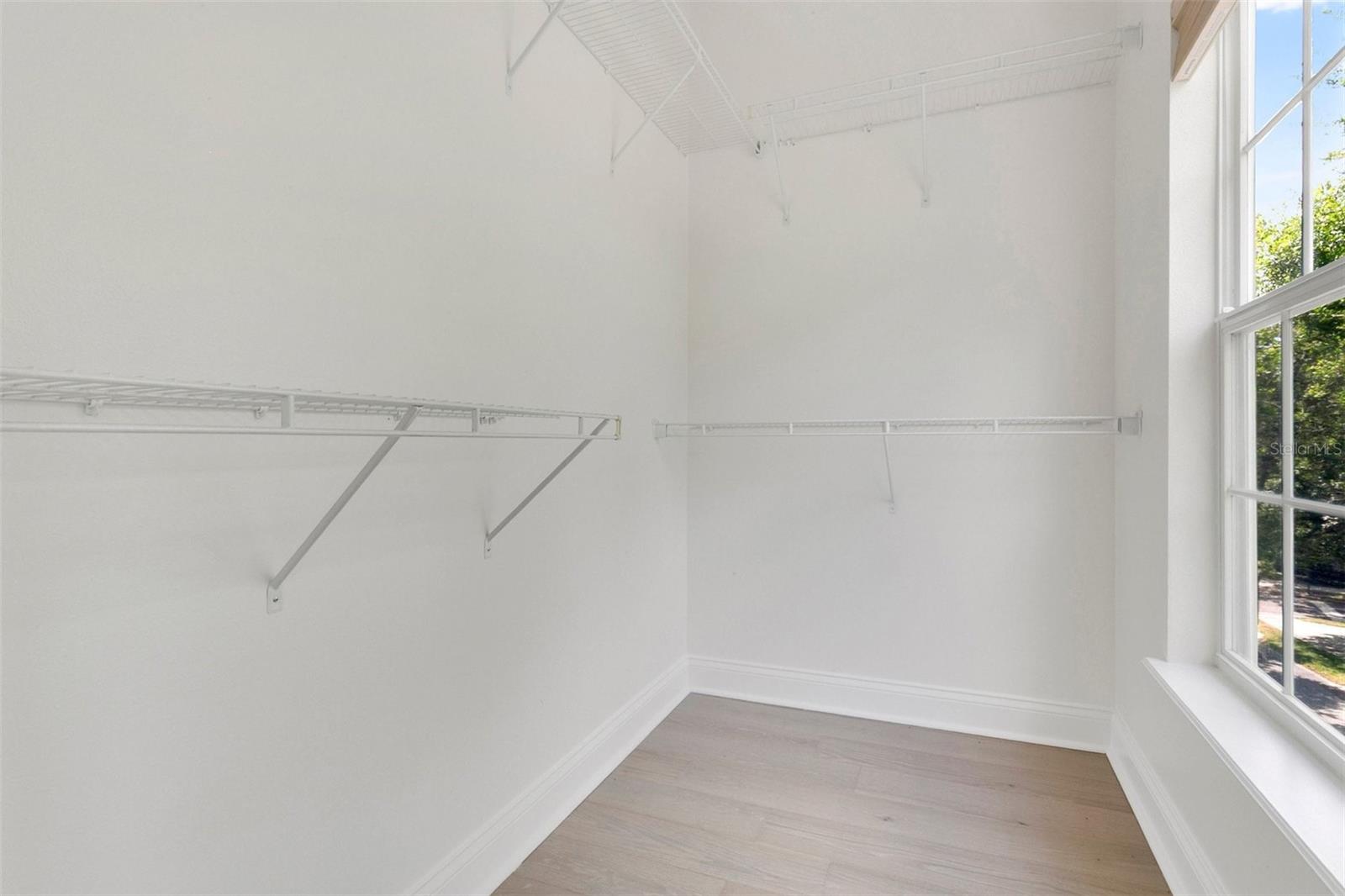 BALDWIN PARK UNIT 2 REP 1 - Residential Lease