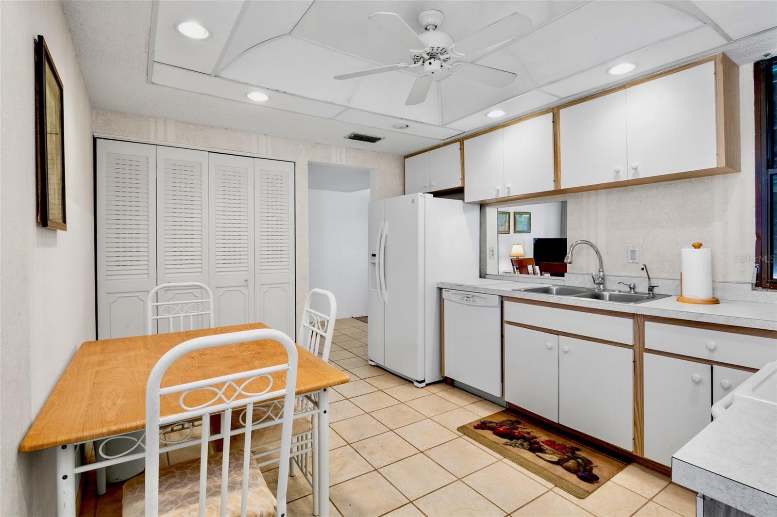 THE MEADOWS - Residential