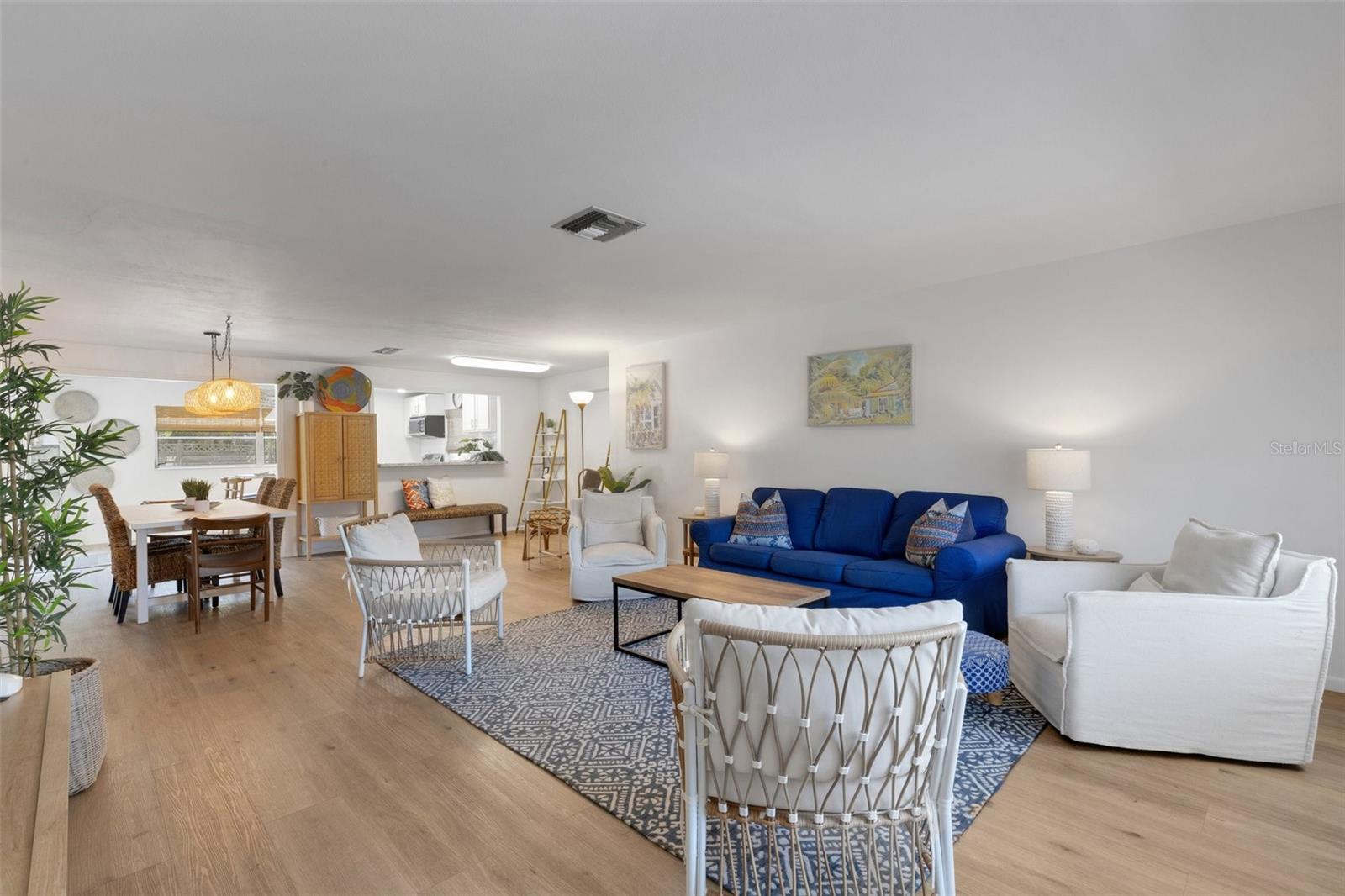 2647 BRITANNIA ROAD