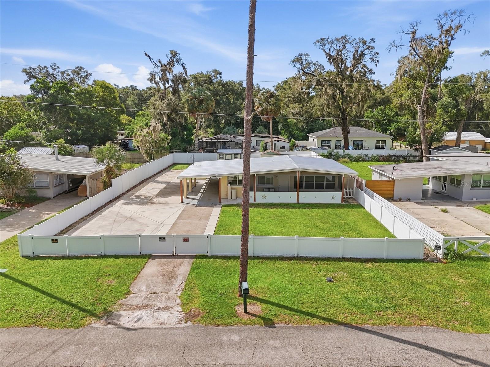 742 TEMPLE AVENUE