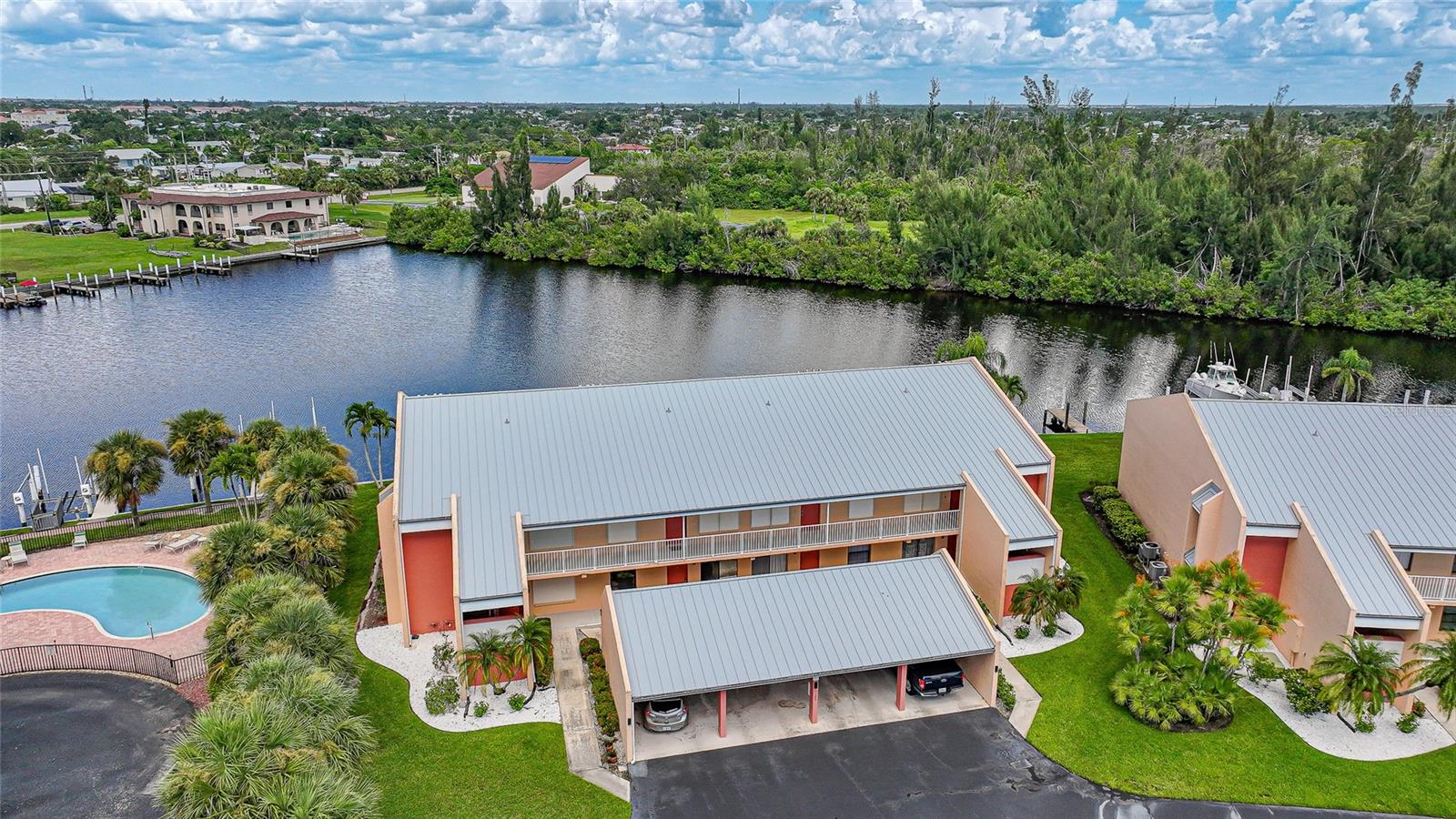 1344 ROCK DOVE COURT D102