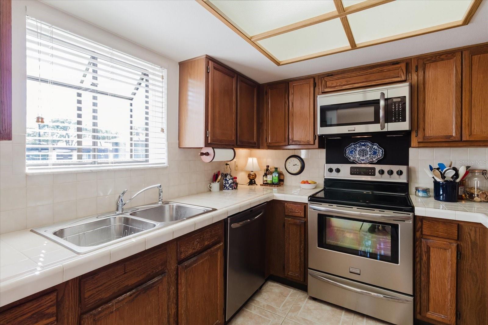 HAMMOCK PINE VILLAGE - Residential