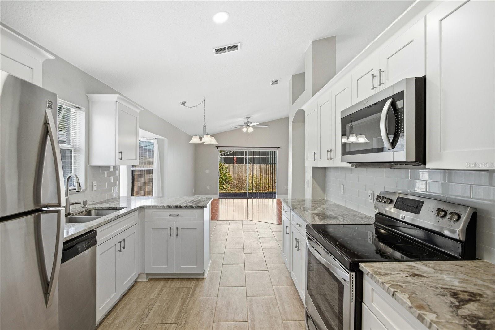 EASTON PARK - Residential