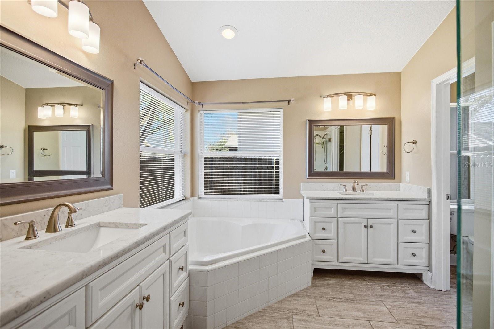 EASTON PARK - Residential