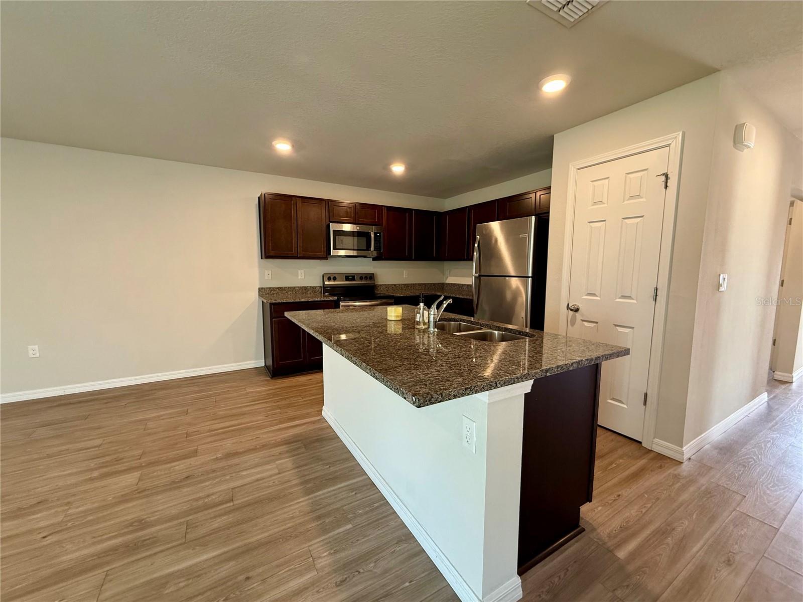 PALM COAST SEC 58 - Residential Lease