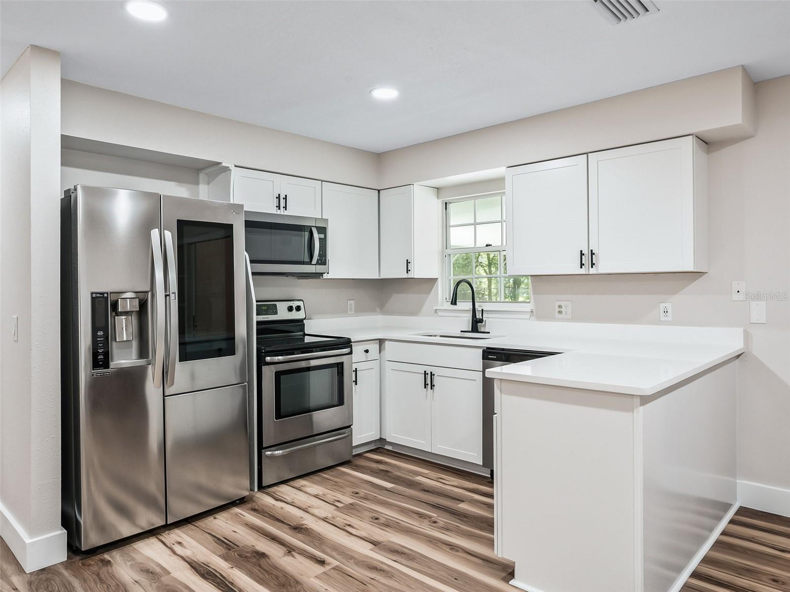 OCALA PARK ESTATE - Residential