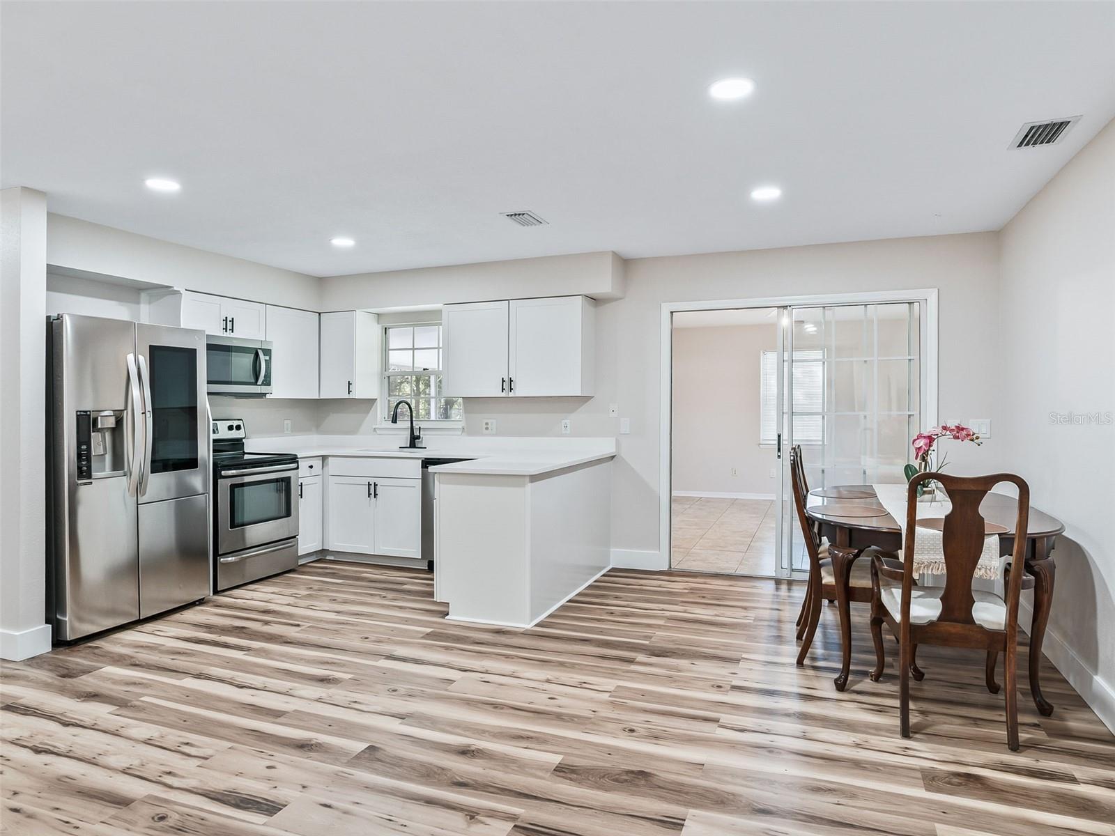 OCALA PARK ESTATE - Residential