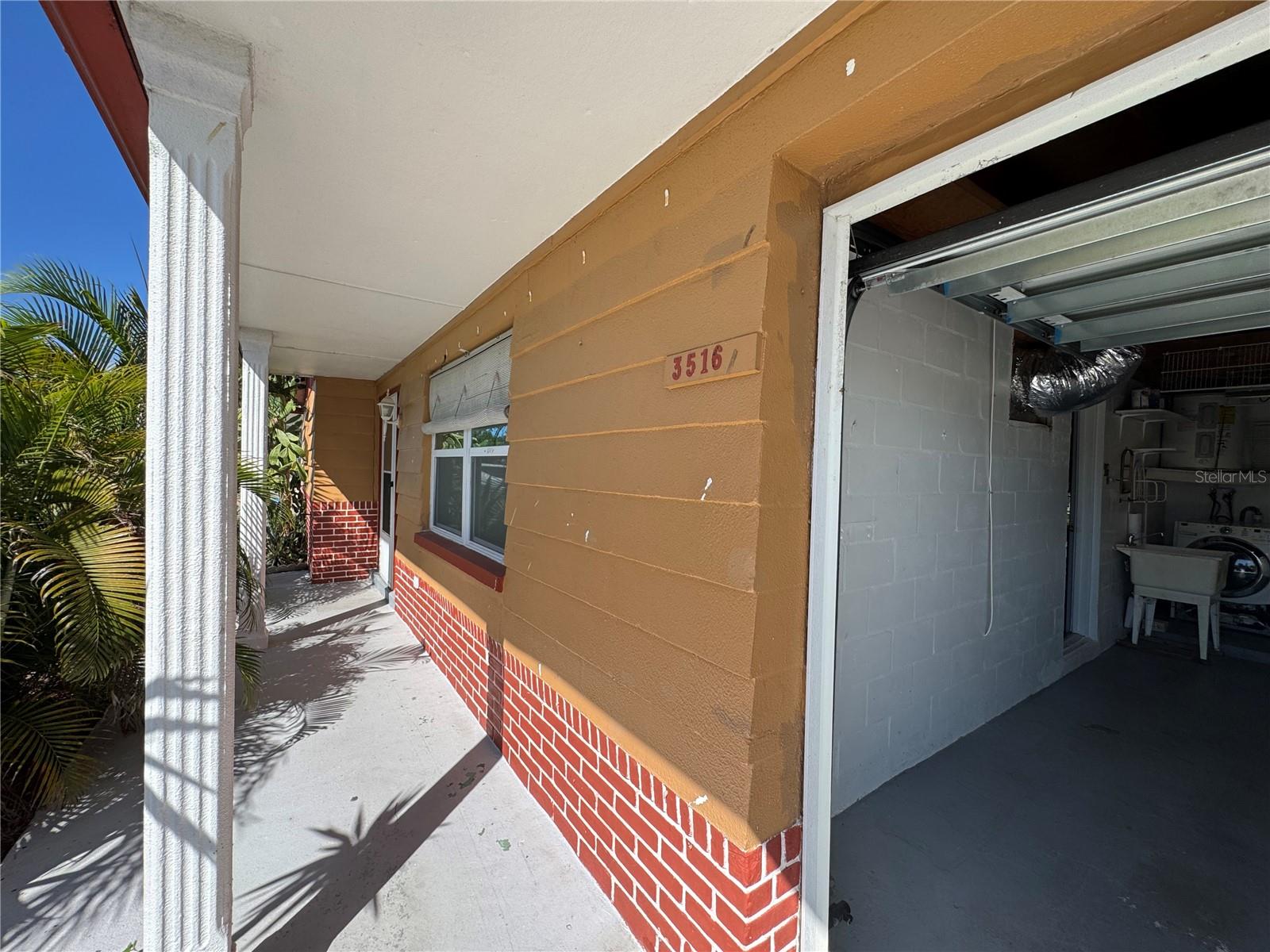 BEACON SQUARE - Residential Lease