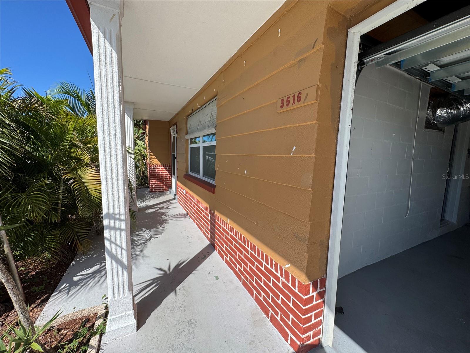 BEACON SQUARE - Residential Lease