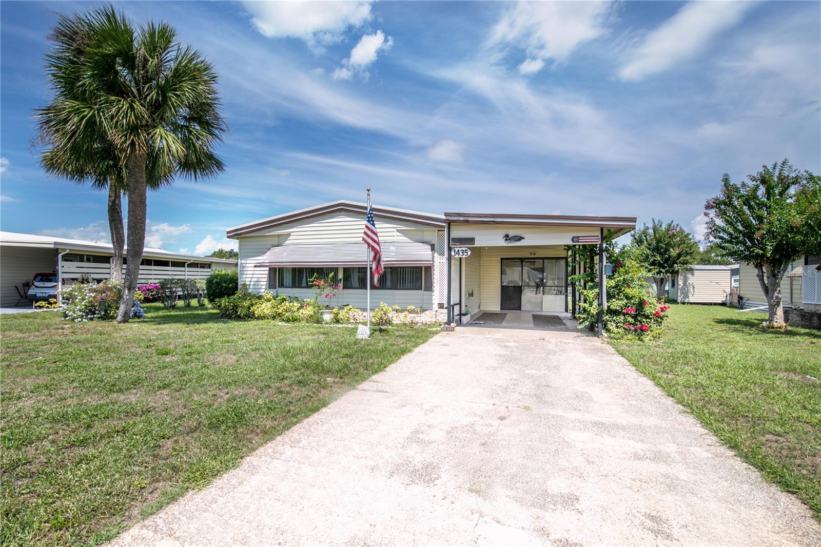 1435 MOHAWK CIRCLE