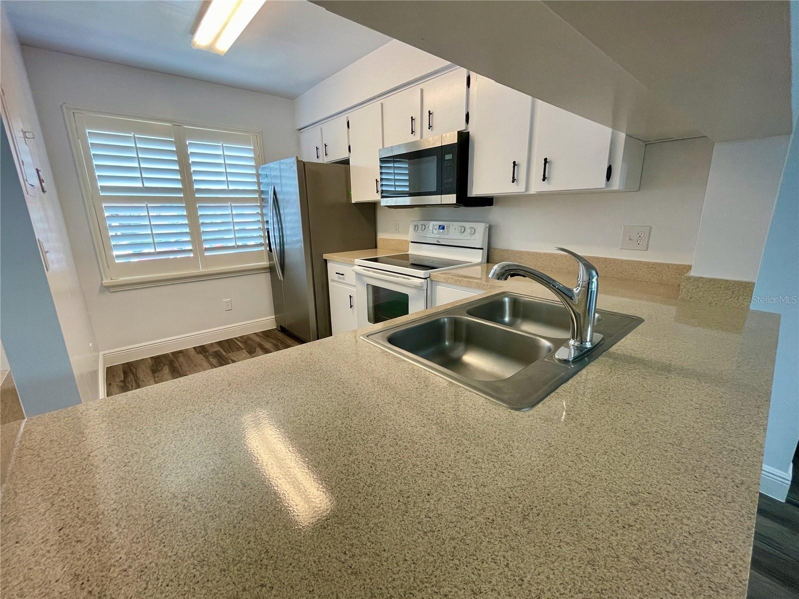 WESTRIDGE CONDO PH 03 - Residential