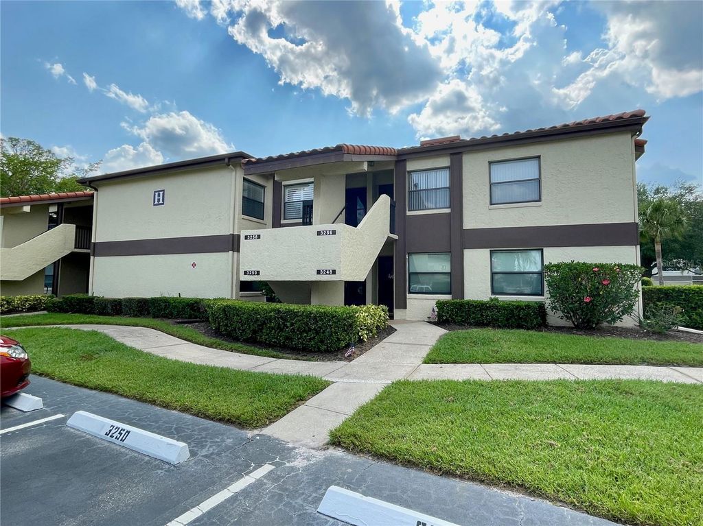 Photo of 3258 Candle Ridge Drive #203, Orlando, FL 32822 (MLS # O6390084)
