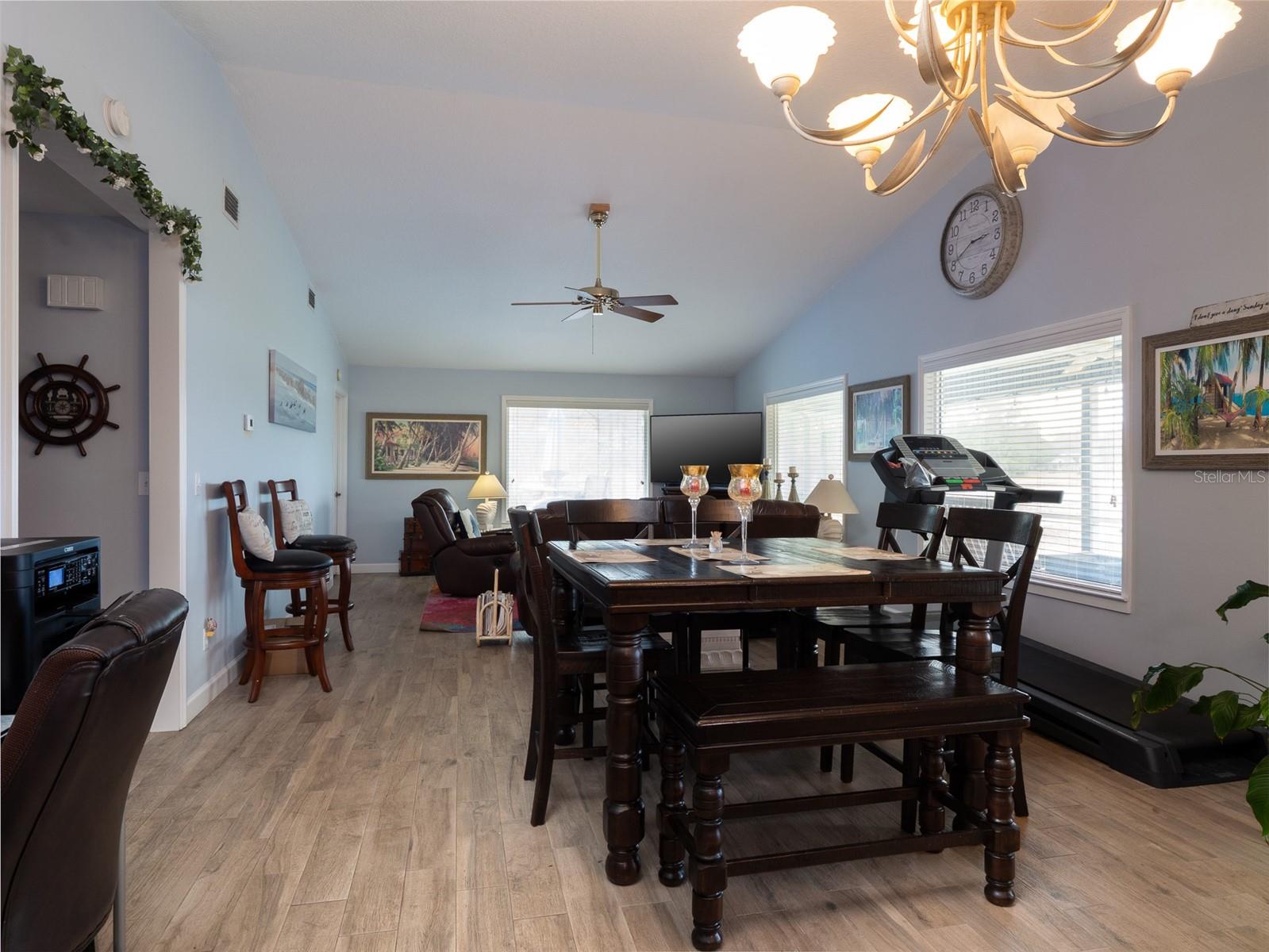 CLAY SHORES - Residential