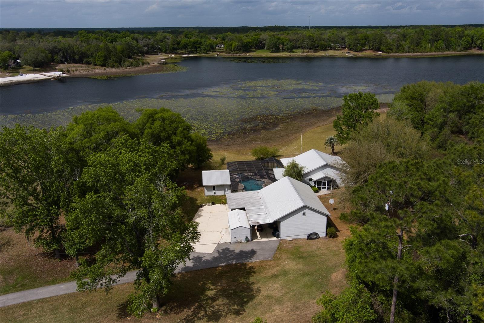 CLAY SHORES - Residential