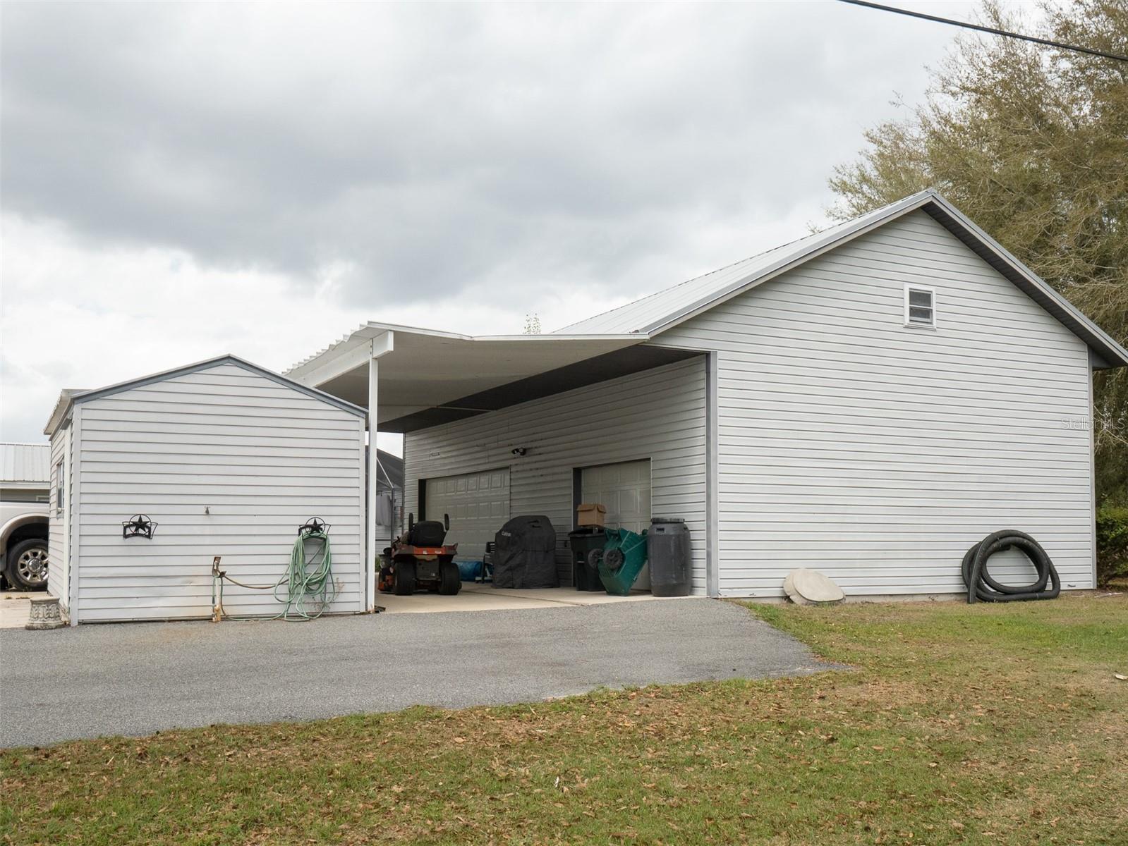 CLAY SHORES - Residential