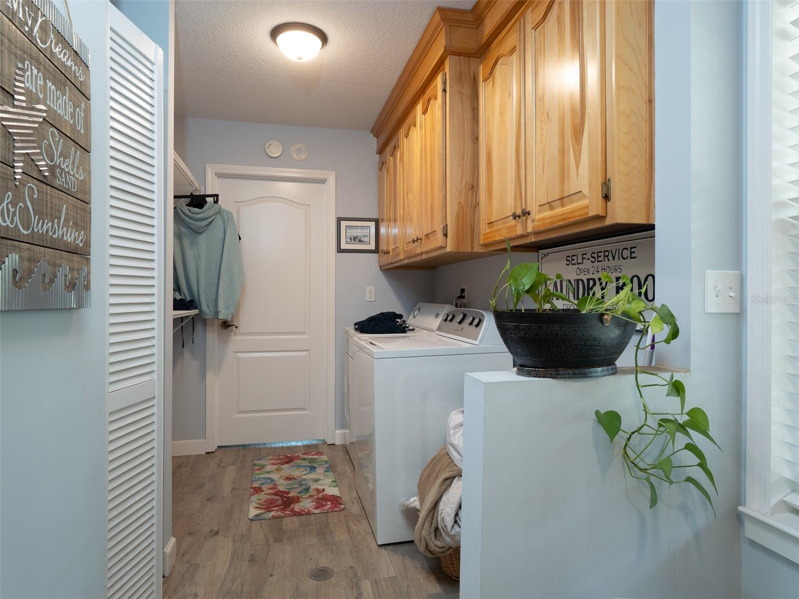 CLAY SHORES - Residential