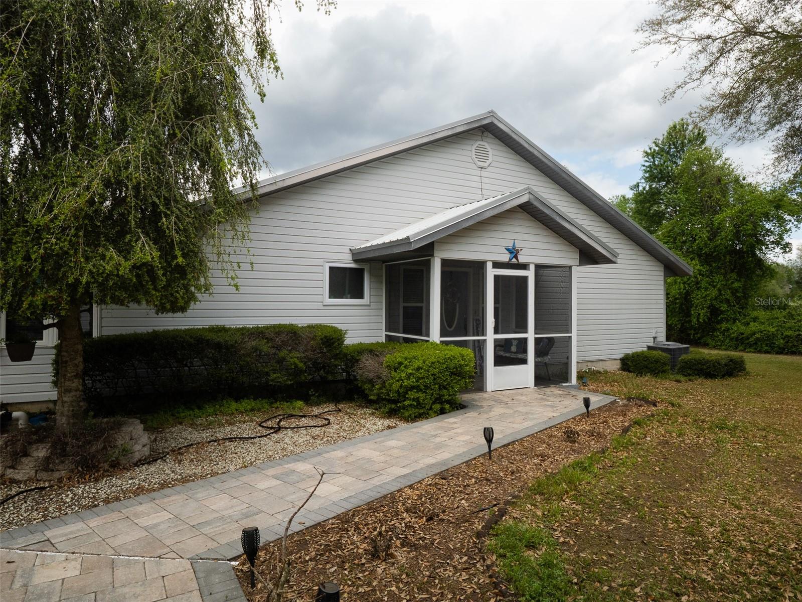 CLAY SHORES - Residential