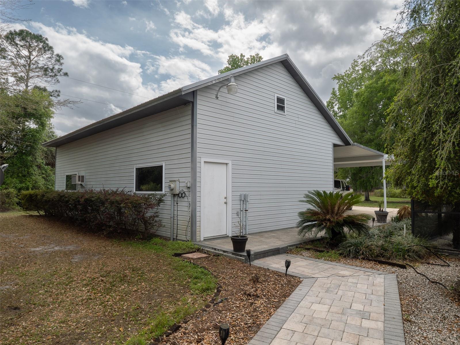 CLAY SHORES - Residential