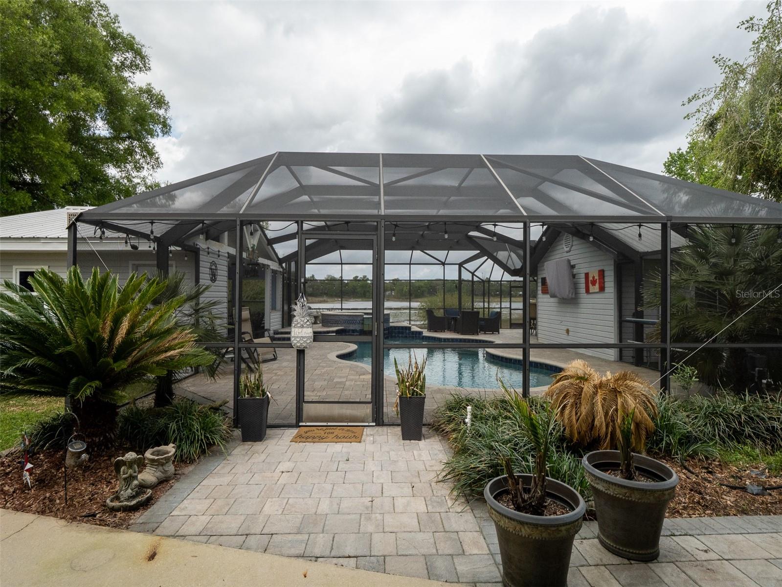 CLAY SHORES - Residential