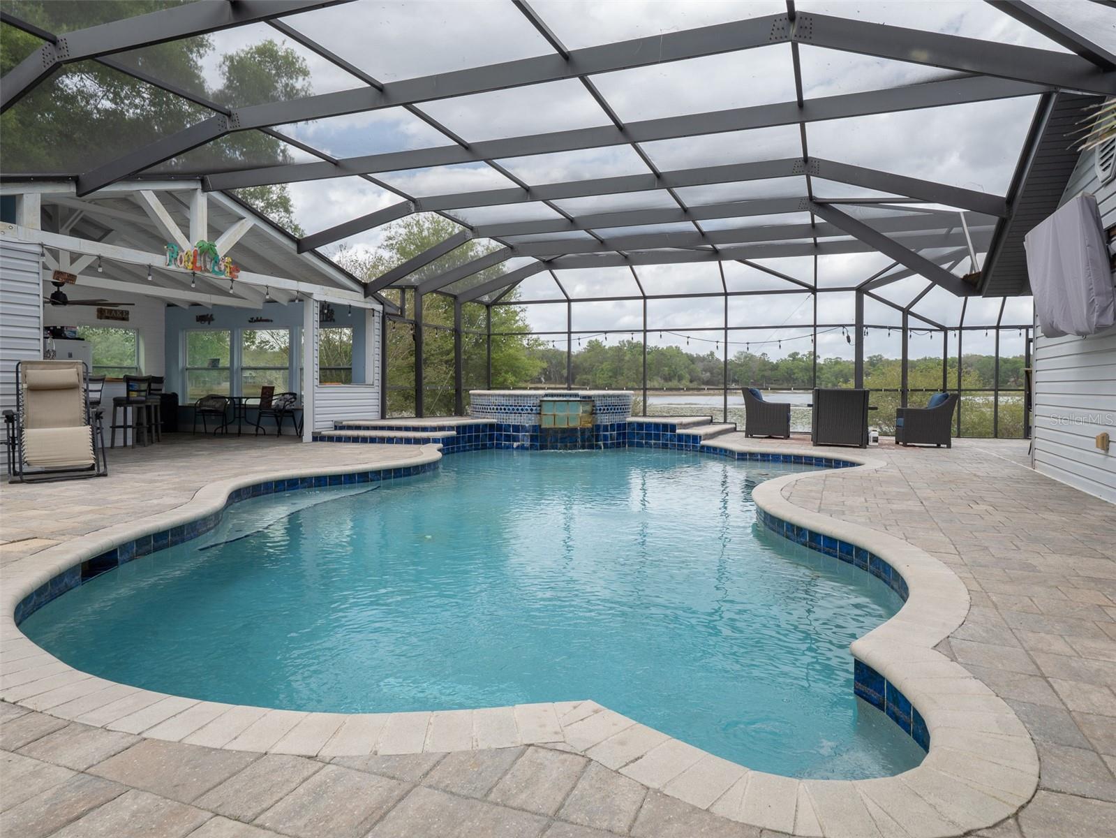 CLAY SHORES - Residential