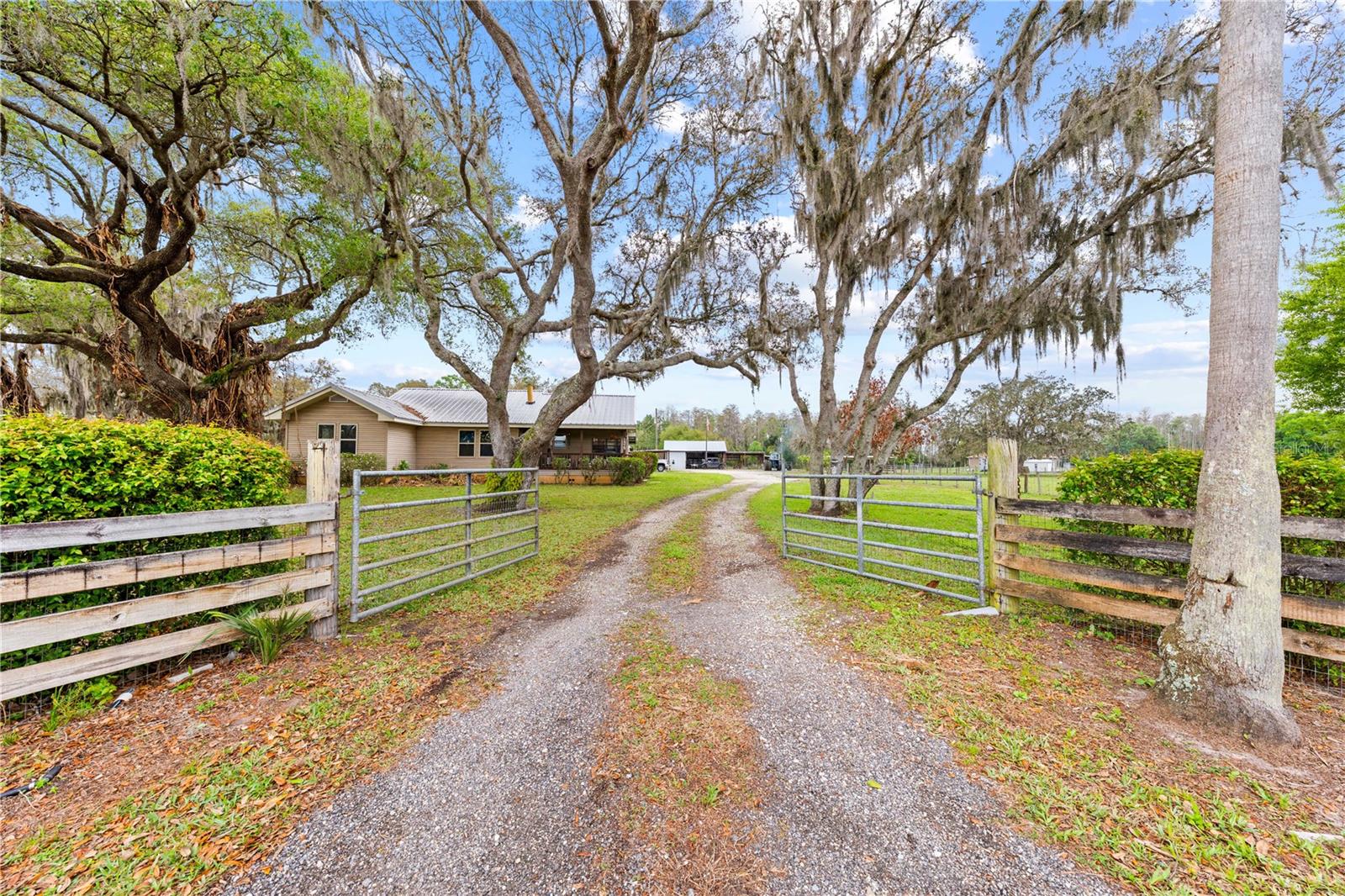 ACREAGE & UNREC - Residential