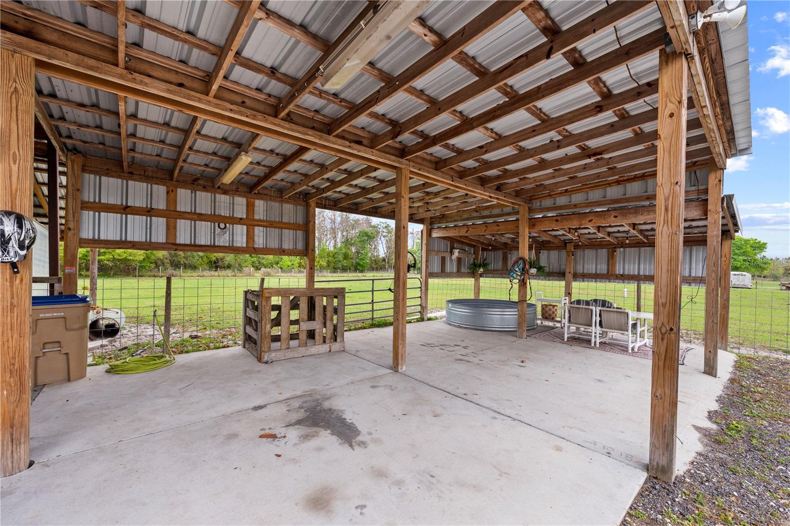 ACREAGE & UNREC - Residential