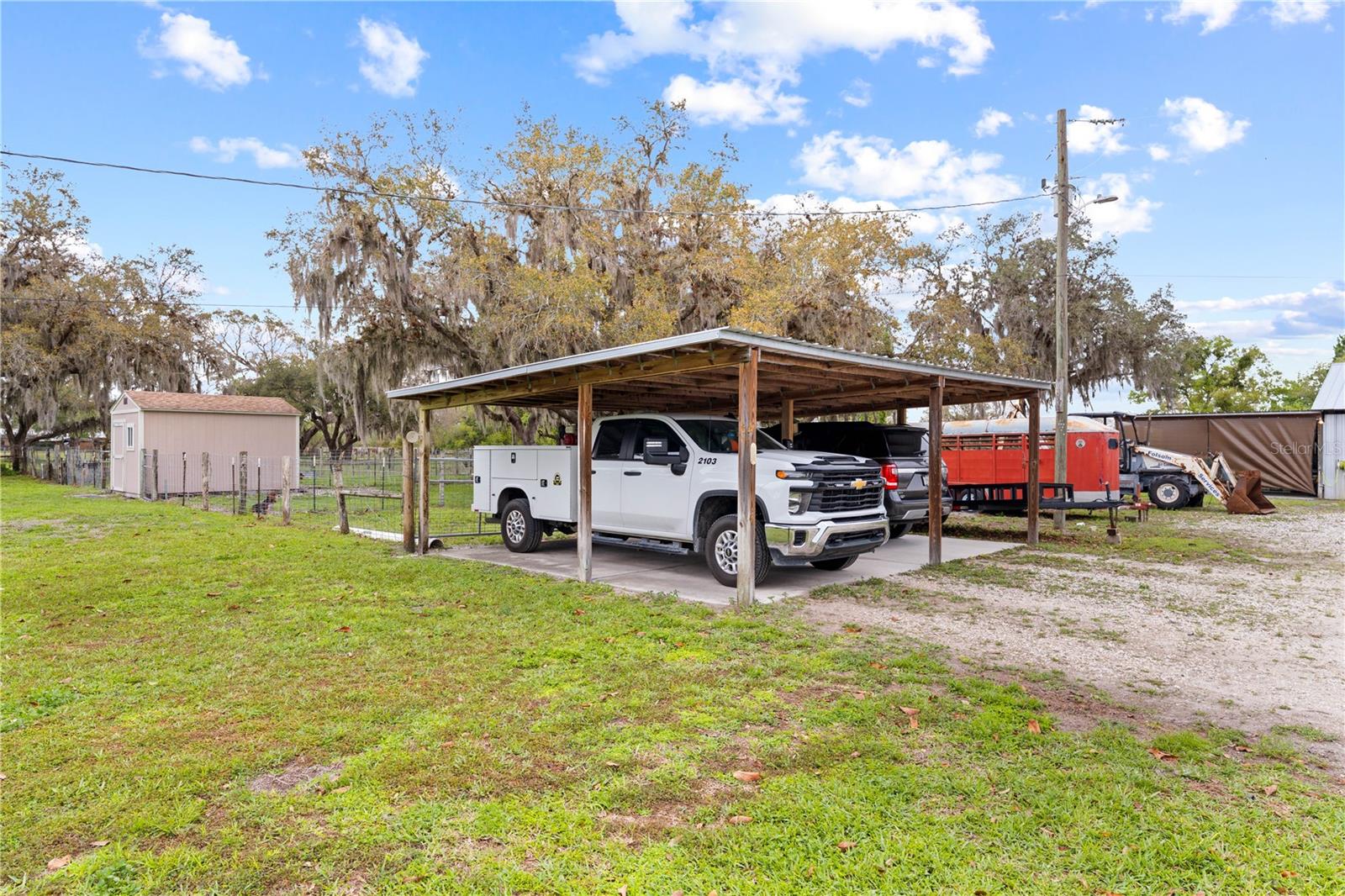 ACREAGE & UNREC - Residential