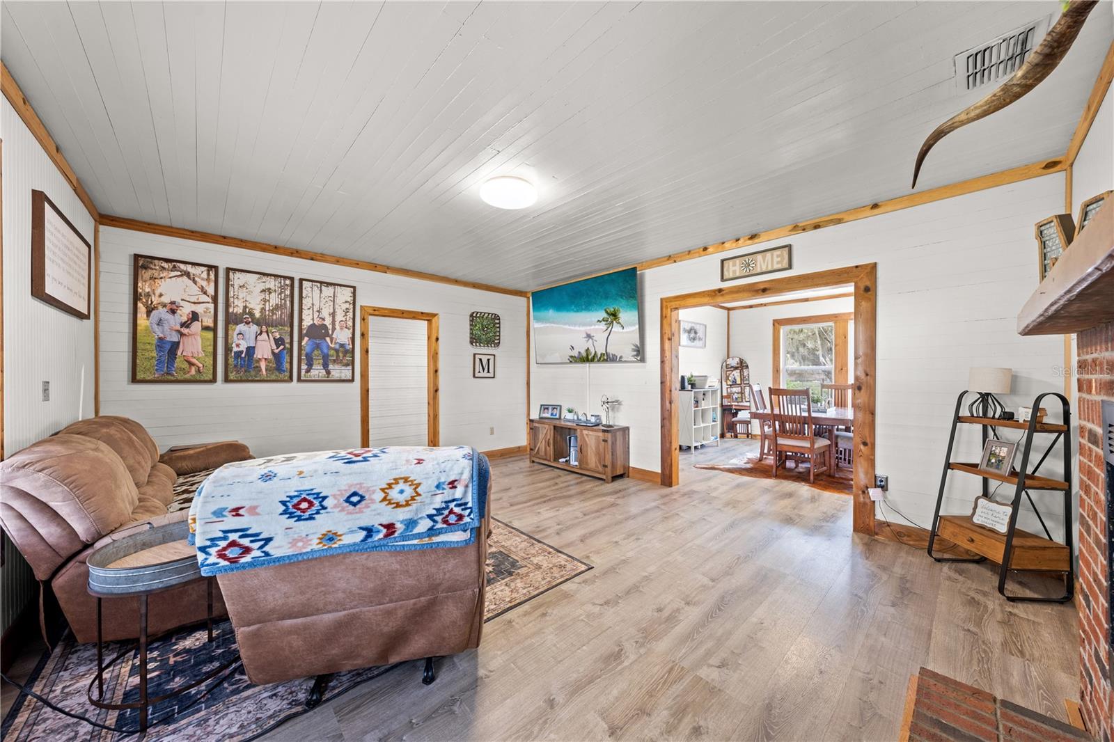 ACREAGE & UNREC - Residential