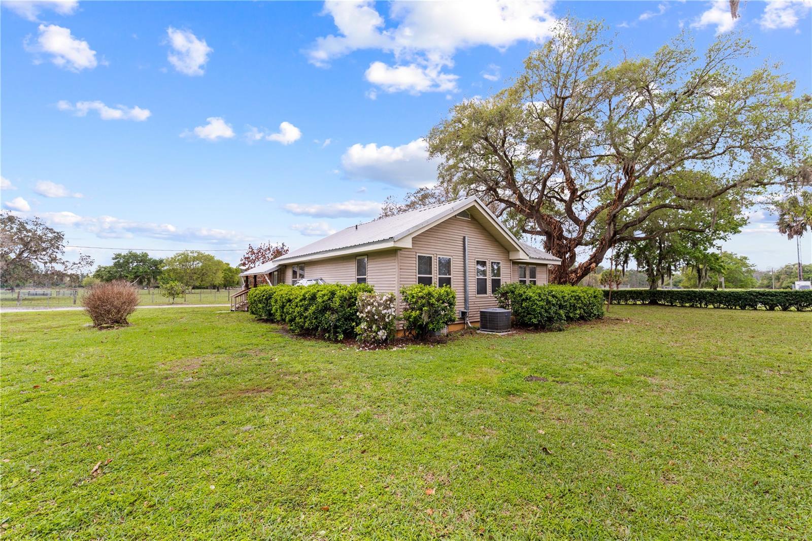 ACREAGE & UNREC - Residential