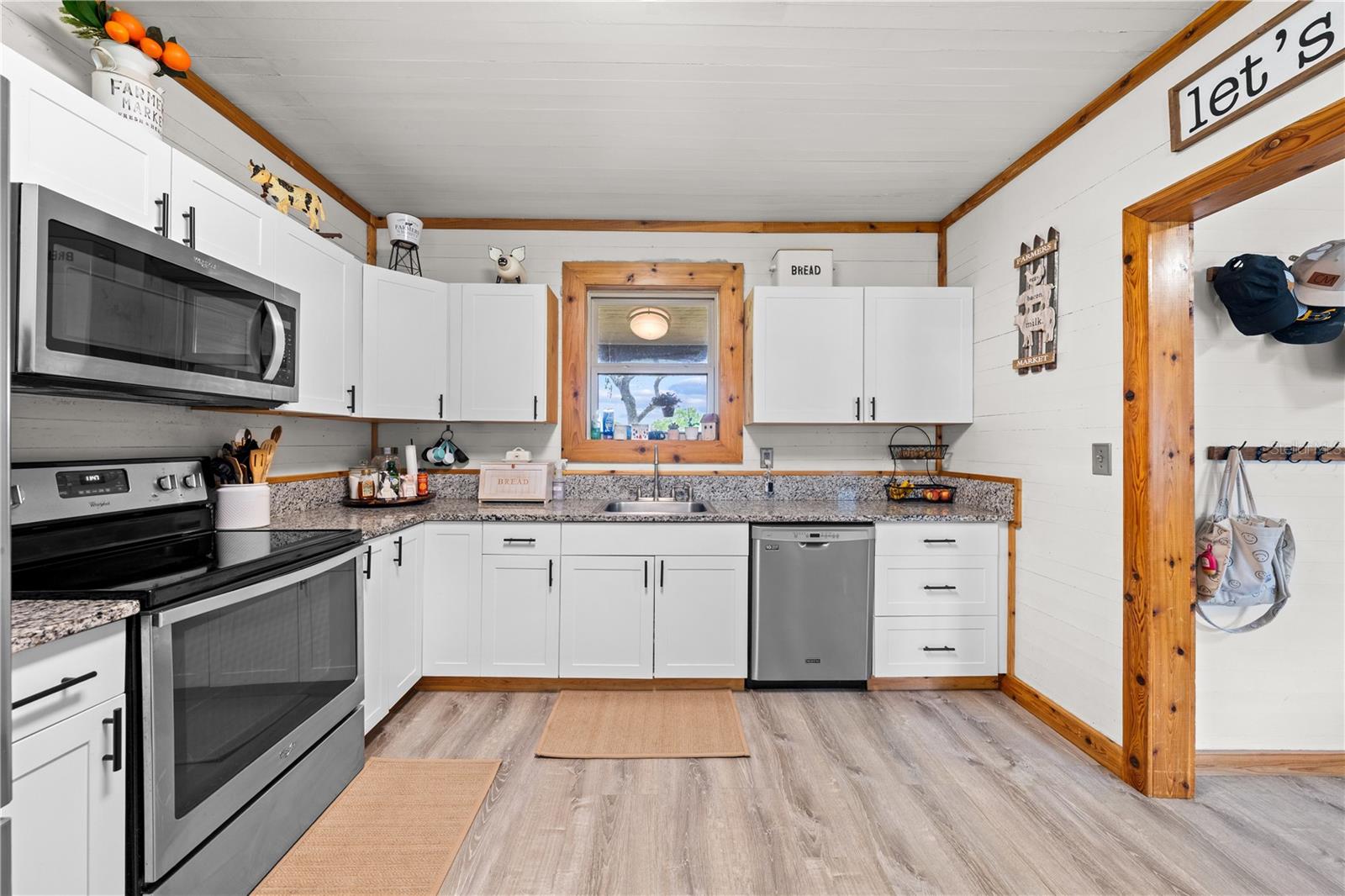 ACREAGE & UNREC - Residential