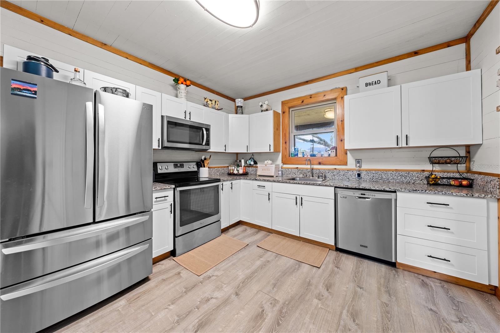 ACREAGE & UNREC - Residential